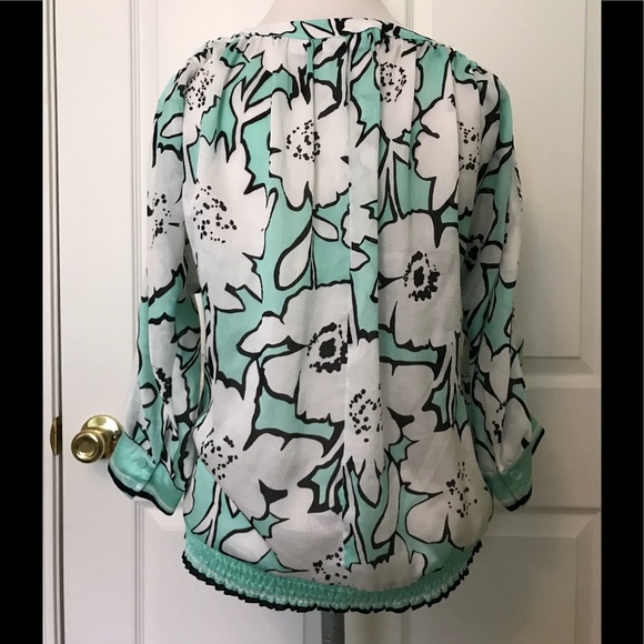 Pretty Flower Print Semi-Sheer Blouse - Picture 6 of 7